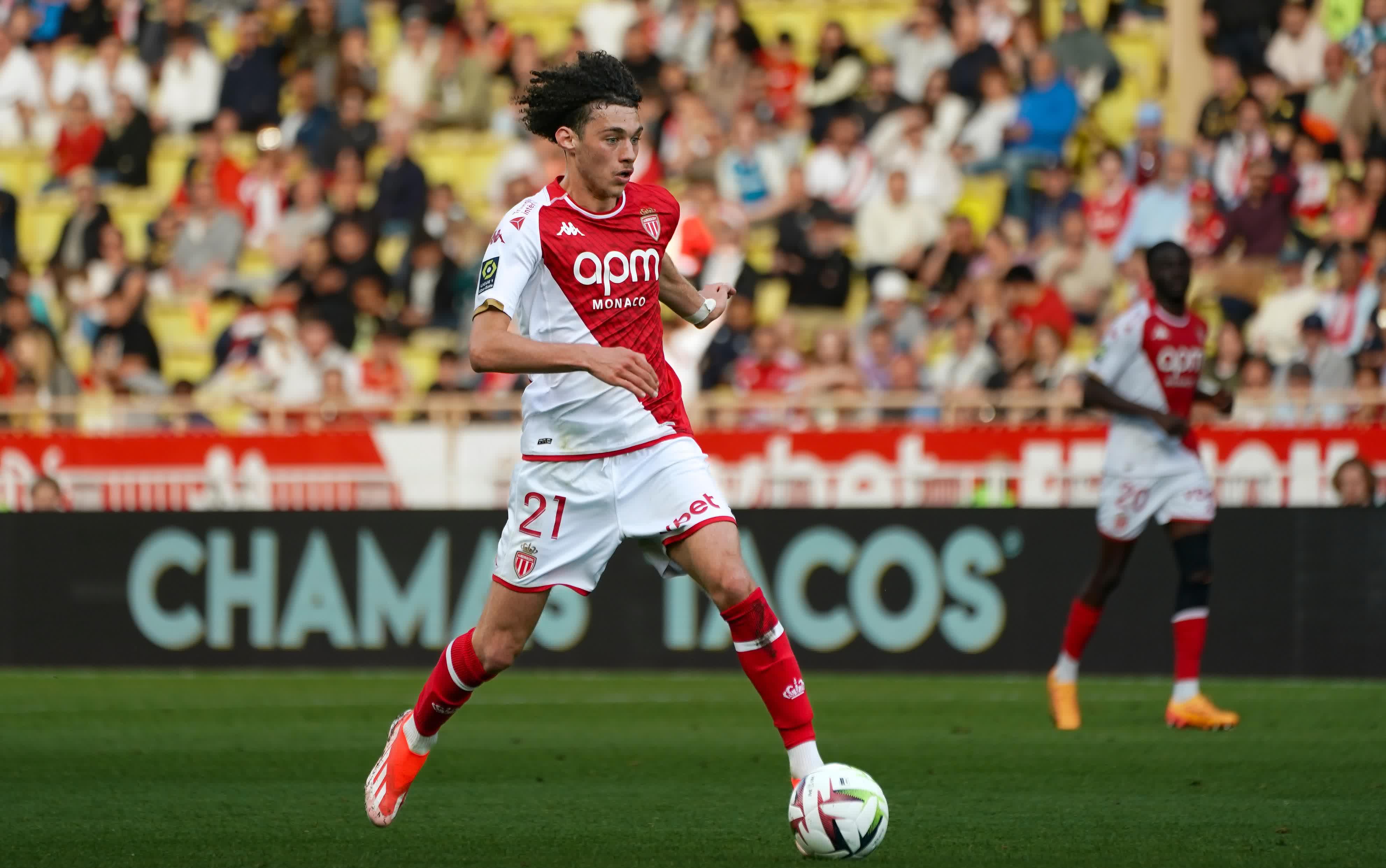 关于今晚斯图加特调整名单以备西甲，伤情更新环节打磨，引发热议，年轻球员得到机会的信息爱游体育官网